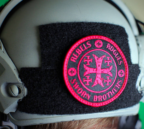 Image of Modern Templar Patch & Lapen Pin Set (Exclusive, Limited Edition)